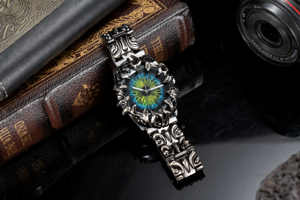 Luxury y2k Fashion Spiked Watch Alabaster Cool Street Style Demon Claw Shape Dial Unique Design Men Quartz Watch reloj hombre