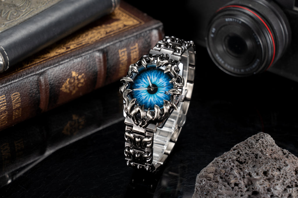 Luxury y2k Fashion Spiked Watch Alabaster Cool Street Style Demon Claw Shape Dial Unique Design Men Quartz Watch reloj hombre