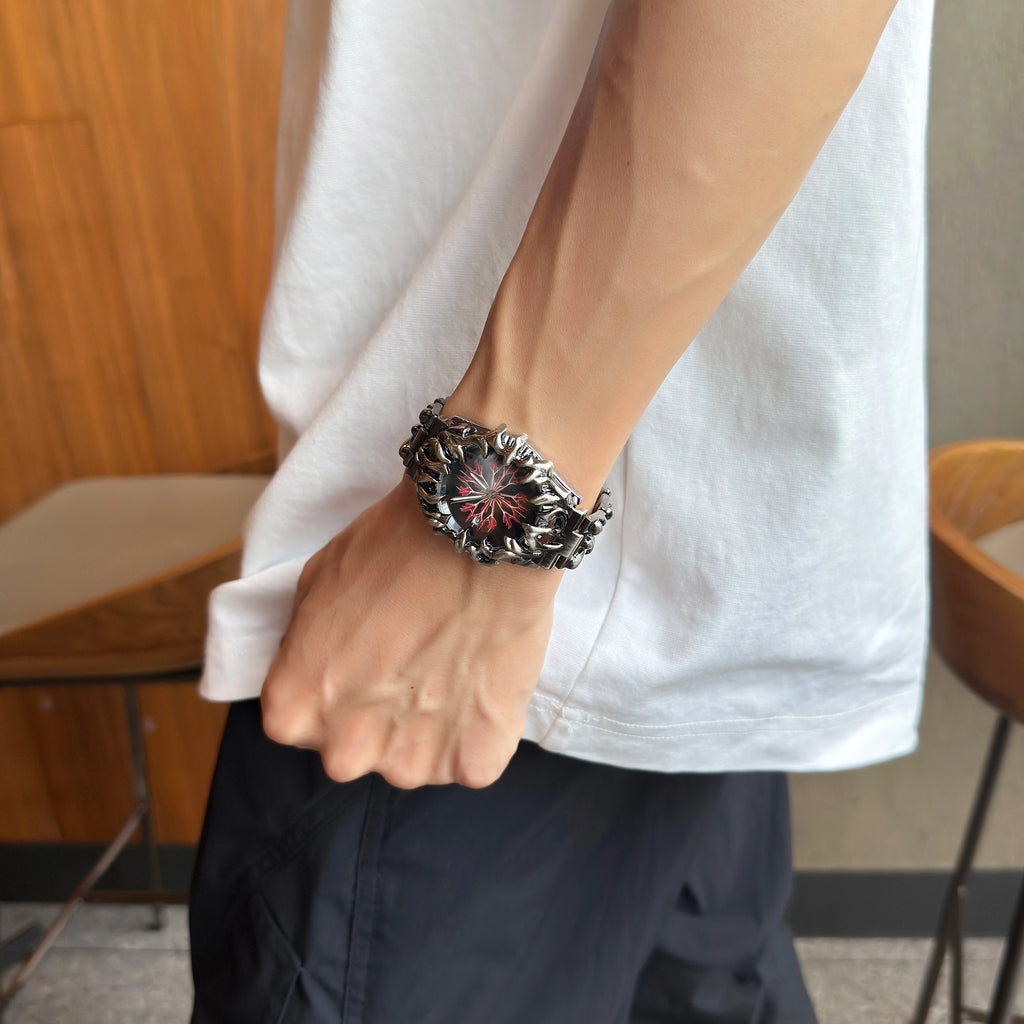 Luxury y2k Fashion Spiked Watch Alabaster Cool Street Style Demon Claw Shape Dial Unique Design Men Quartz Watch reloj hombre