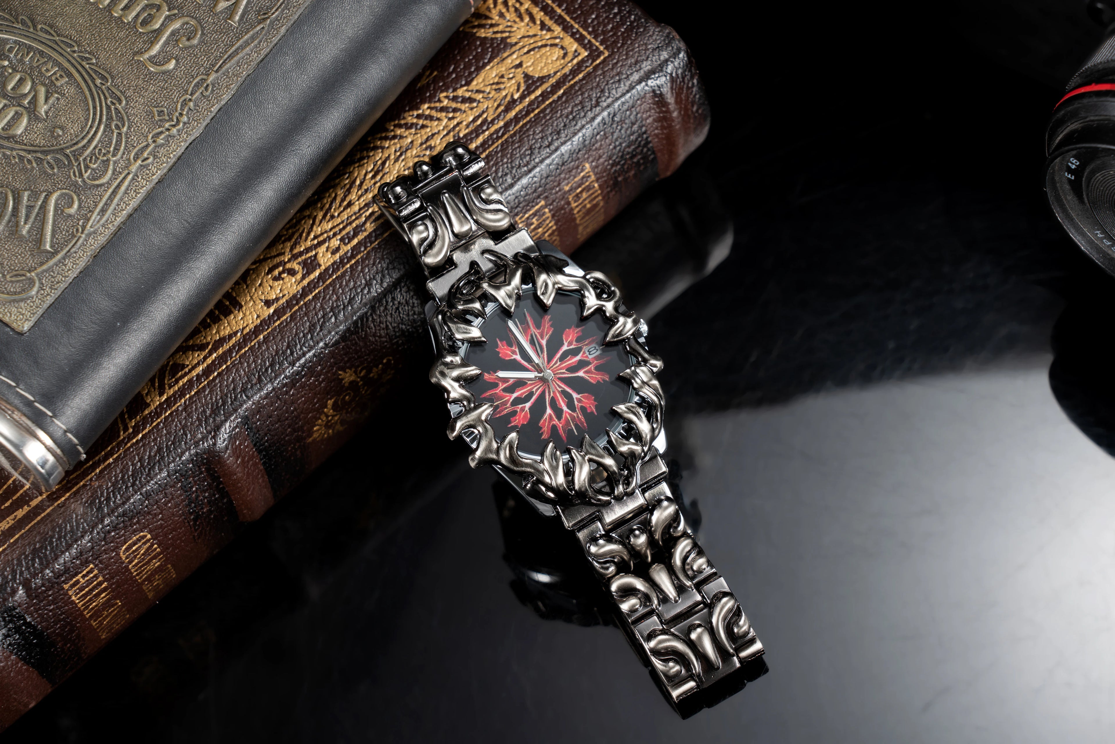 Luxury y2k Fashion Spiked Watch Alabaster Cool Street Style Demon Claw Shape Dial Unique Design Men Quartz Watch reloj hombre